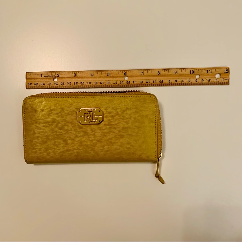 LAUREN Ralph Lauren Newbury zip Wallet Dijon